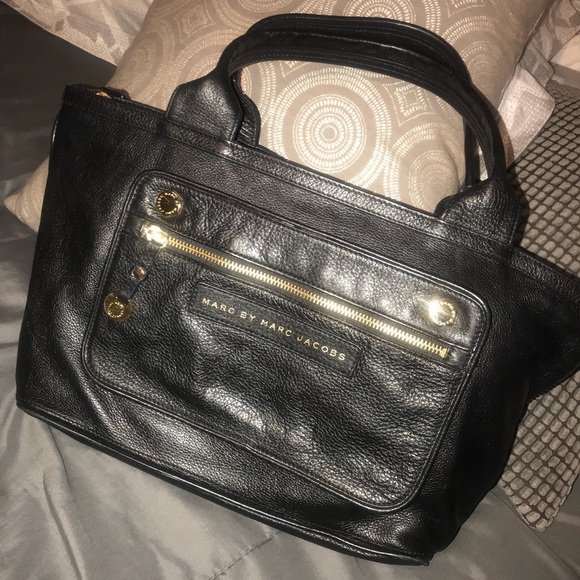 Marc By Marc Jacobs Handbags - Marc Jacobs Black Leather Tote